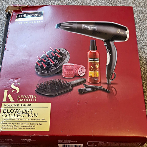 Tresemmé keratin smooth 2200w - tresemmé,